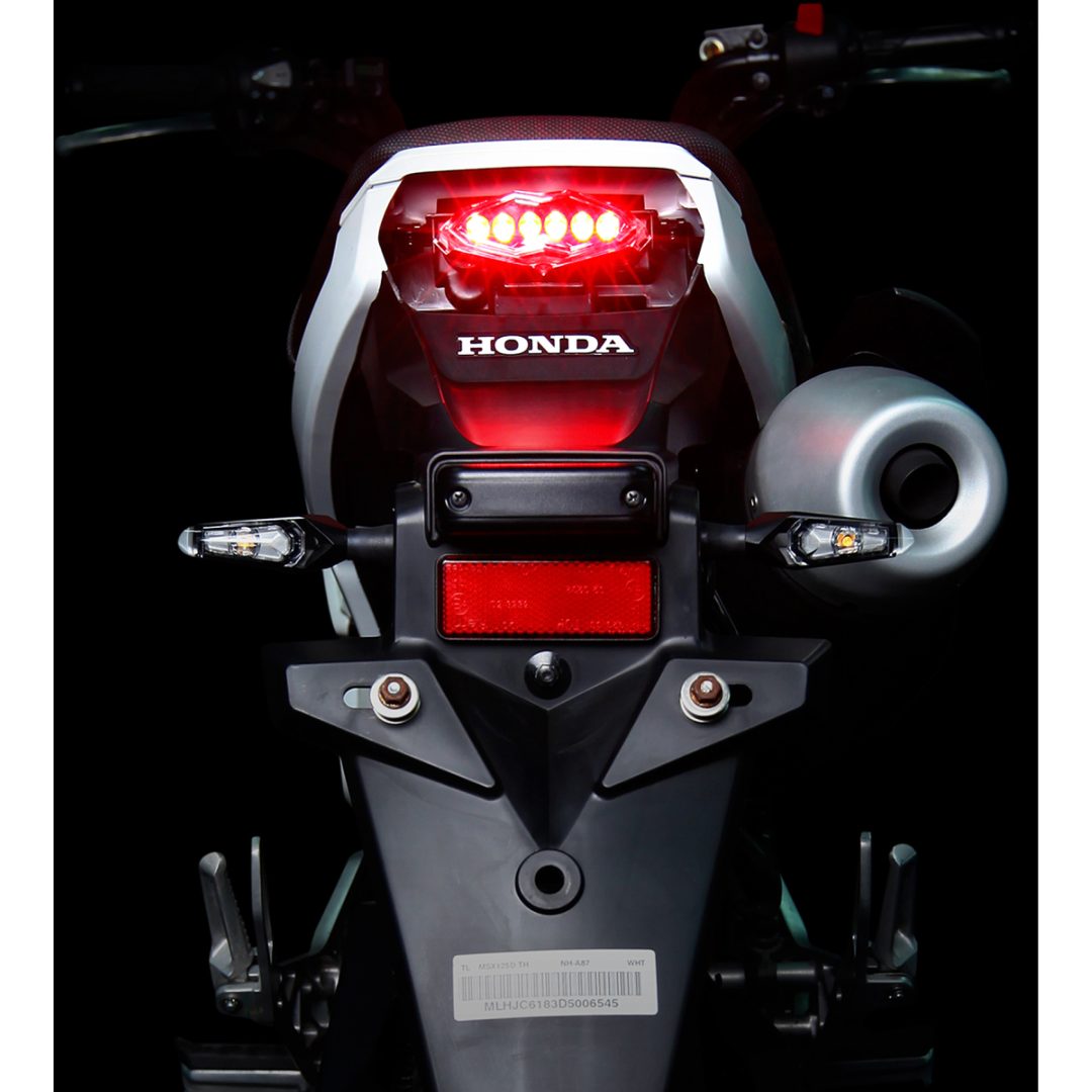 Baglygte Infinity Rød/Sort KOSO NORTH AMERICA TAILLIGHT – billede 4