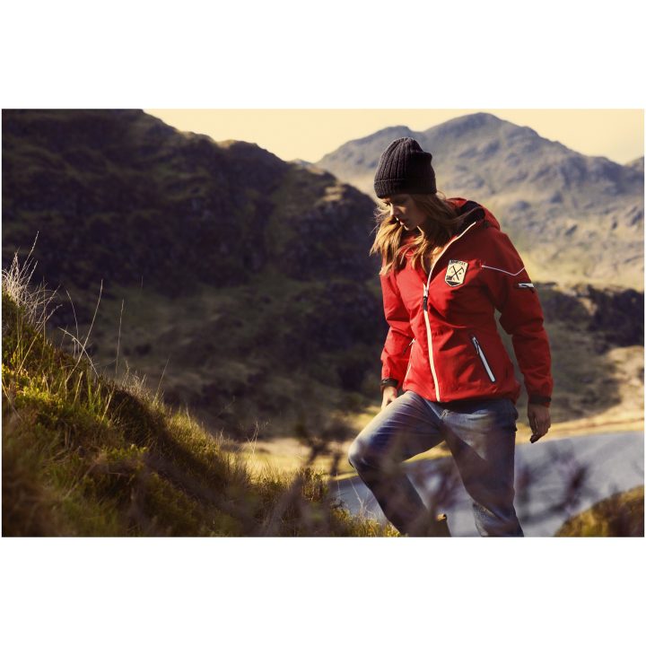 Jacka Dam Bridgeport Röd James Harvest – billede 6