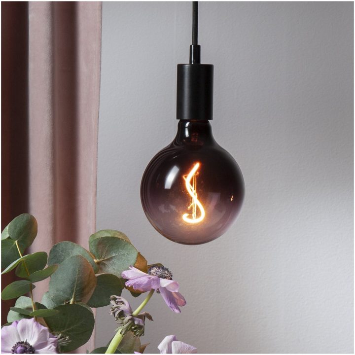 LED-lampa E27 G125 ColourMix Rosa Star Trading – billede 2