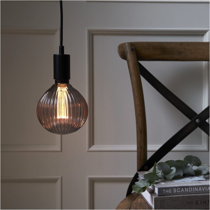 LED-pære E27 G125 Decoled New Generation Classic Sort Star Trading – billede 14