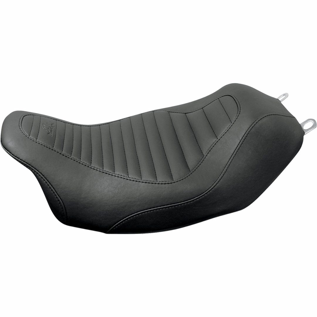 Sæde Mustang Tripper Solo Sort MUSTANG SEAT TRPR SOLO TUCK+ ROLL