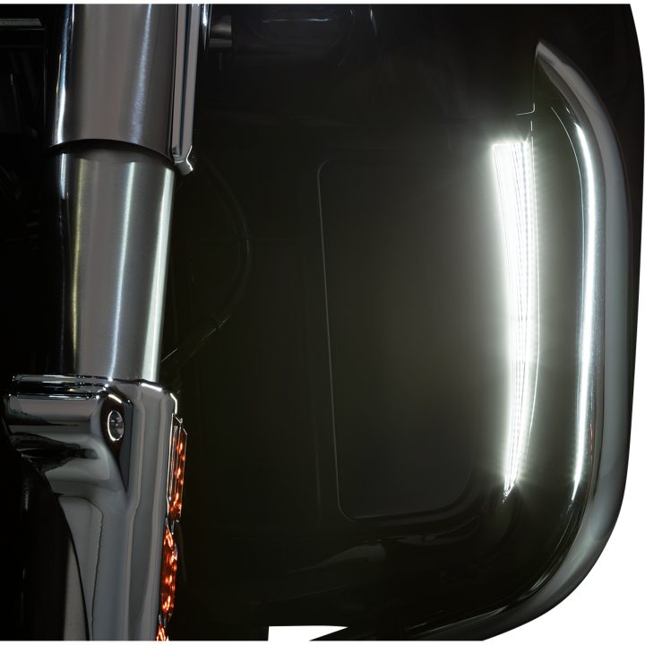 Side Cover Fang Lower Clear/Black CIRO Accentbelysning – billede 2