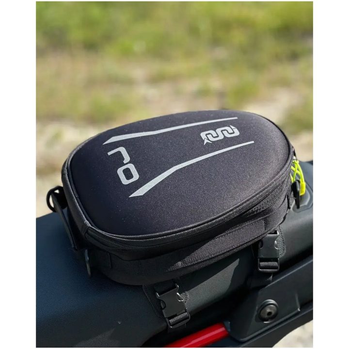 Sidetaske Boost Seat Sort OJ – billede 3