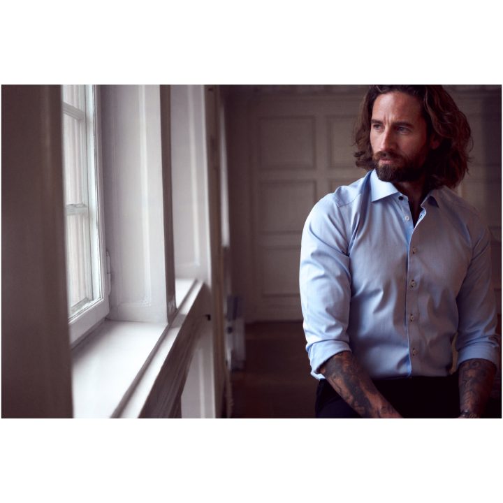 Skjorta YB51 Twill Slim Himmelsblå/marinblå J.Harvest & Frost XS – billede 6
