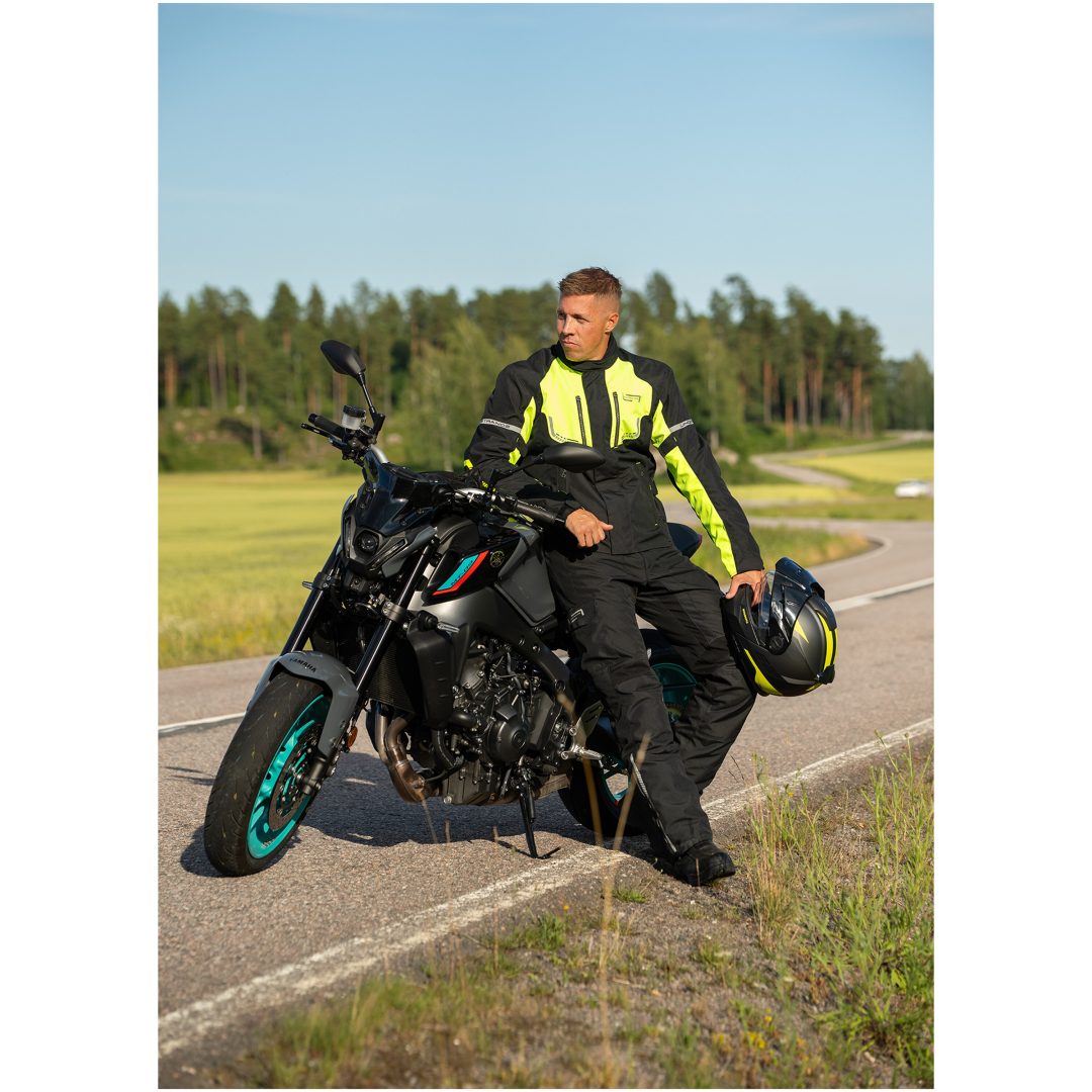 Tekstiljakke Lomsen Sort/Gul Lindstrands 48 – billede 3